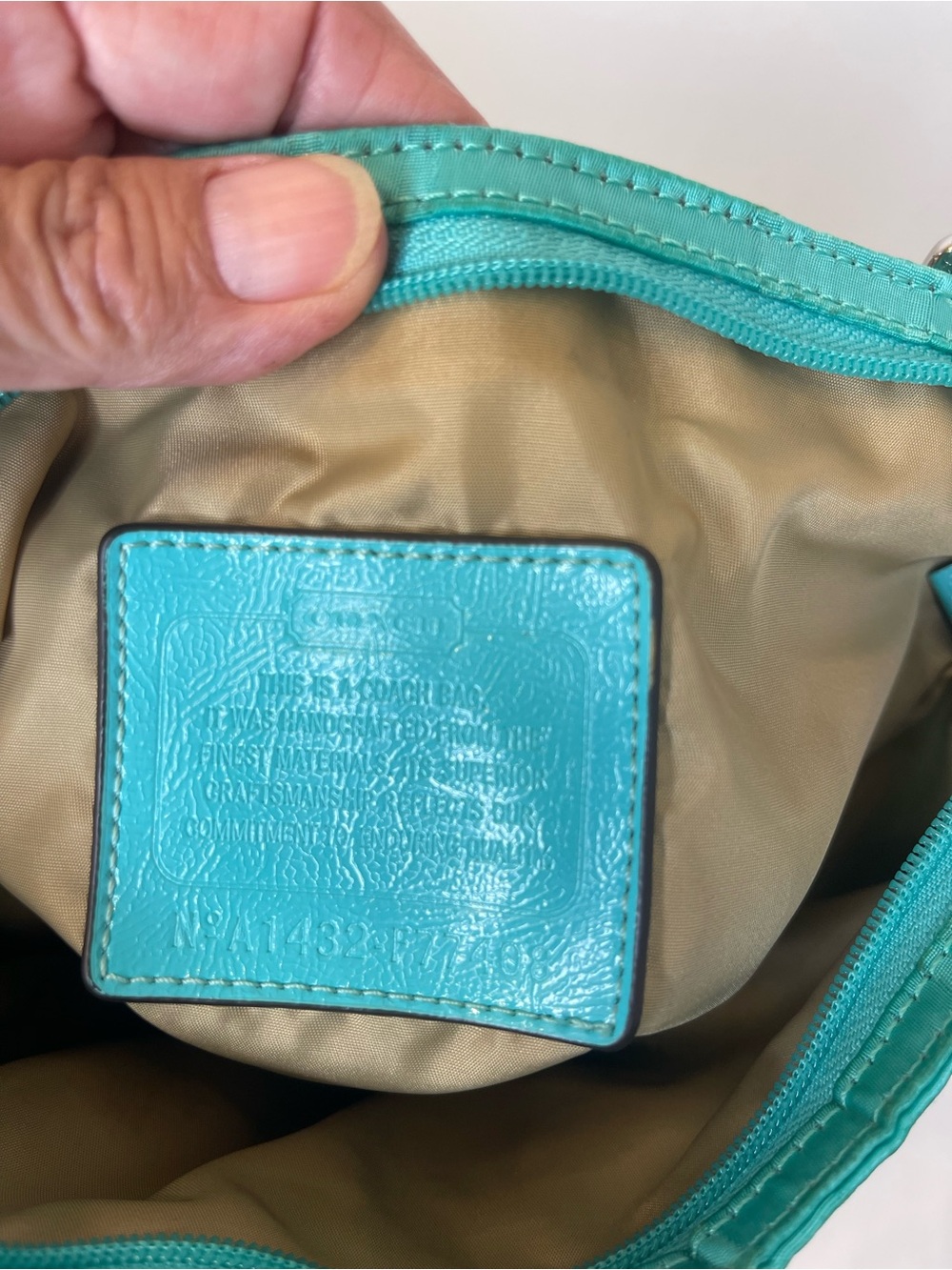 Coach Getaway Signature Nylon File Bag A1432 Turquoise Signature Crossbody Bag - Picture 9 of 14